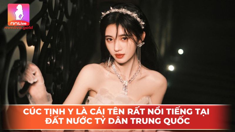 Cúc Tịnh Y là cái tên rất nổi tiếng tại đất nước tỷ dân Trung Quốc